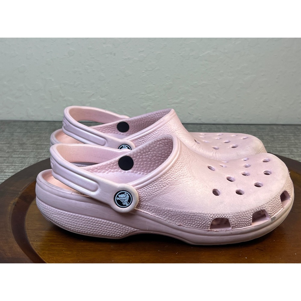 Crocs Classic Clog Pink Shimmer Pearl Slip On Shoes Womens‎ 7 Mens 5 Comfort